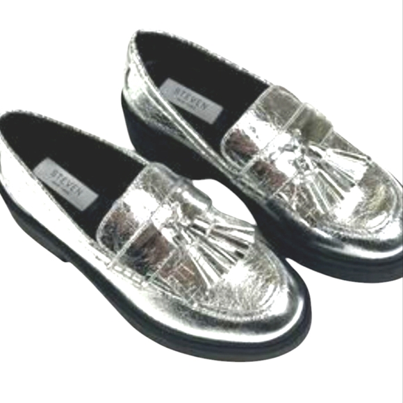 Steve Madden Shoes - Steven New York Beryn Platform Loafer Kiltie Tassel Silver.... Size 7